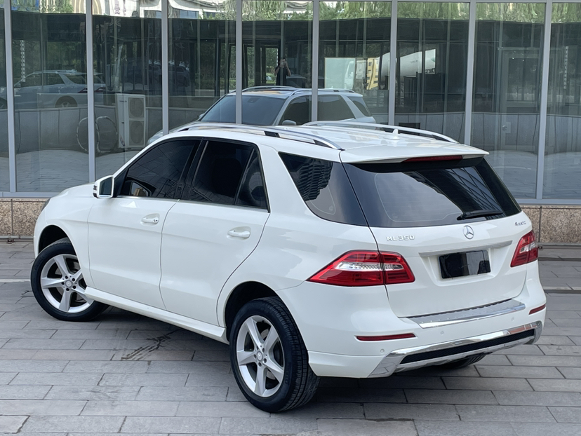 Used Mercedes-Benz M-Class 2012 ML 300
