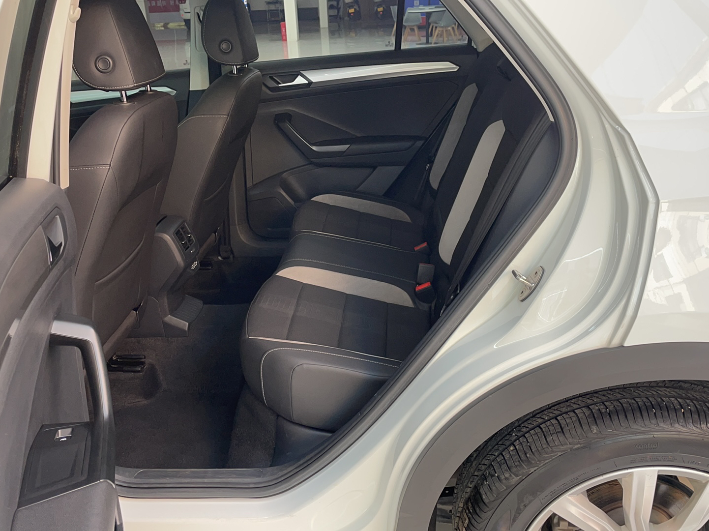 Used Volkswagen T-ROC 2020 280TSI DSG Two-Wheel Drive Advanced Version
