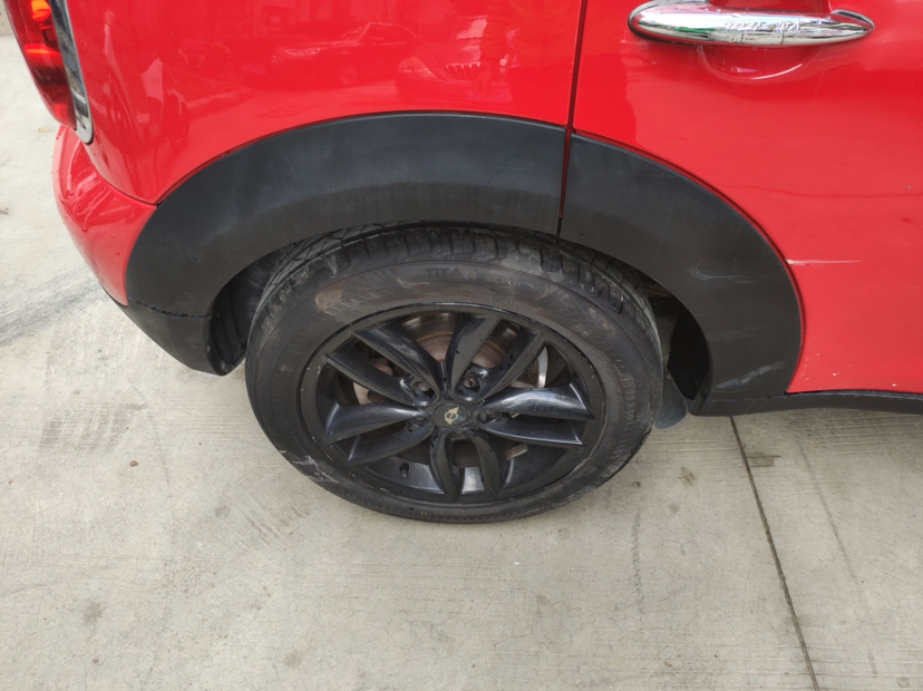 Used  Countryman 2011 1.6L COOPER Fun
