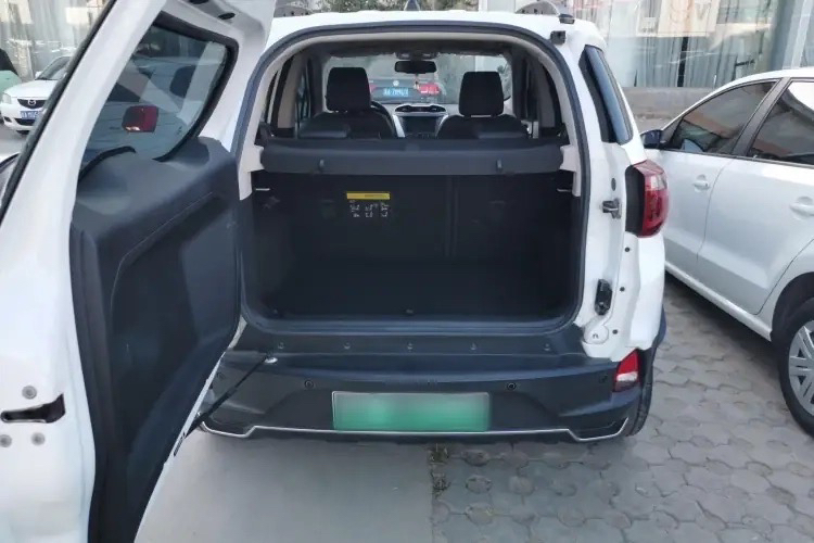 Used BYD Yuan New Energy 2019 EV360 Smart Connect Elite Model

