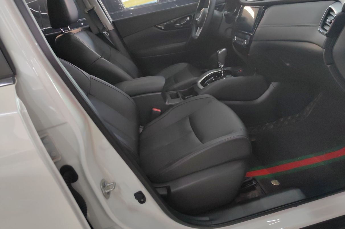 Used Nissan X-Trail 2022 Revised Version 2.0L Two-Wheel Drive Smart Connect & Comfort Edition
