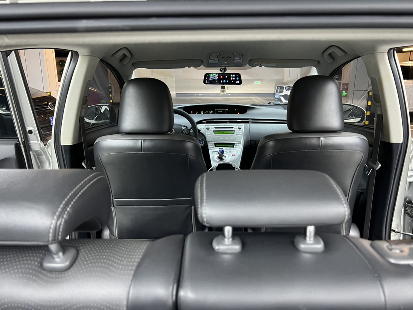 Used Toyota Prius 2012 1.8L Luxury Edition
