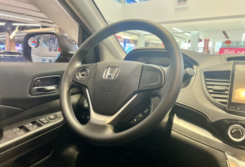 Used Honda CR-V 2016 2.0L two-wheel drive Urban Edition
