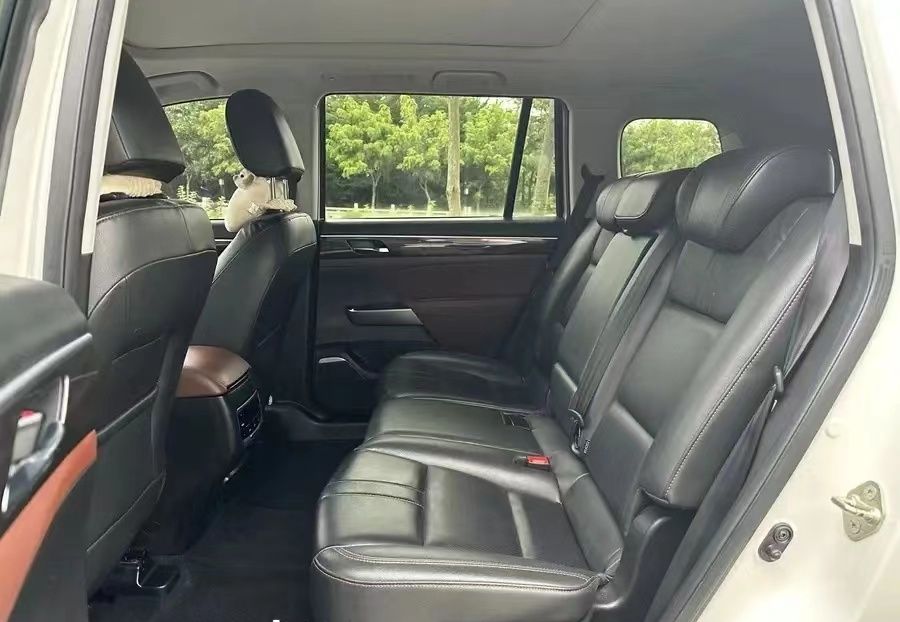 Used GAC Trumpchi GS8 2017 320T Two-Wheel Drive Luxury Smart Connectivity Version (7 Seats)
