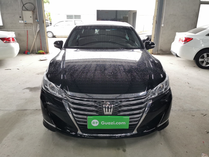 Used Toyota Crown 2015 2.0T Fashion Edition
