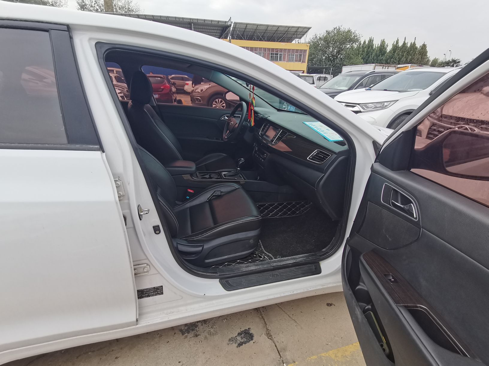 Used Hyundai Mistra 2016 1.6T Automatic Smart GLS
