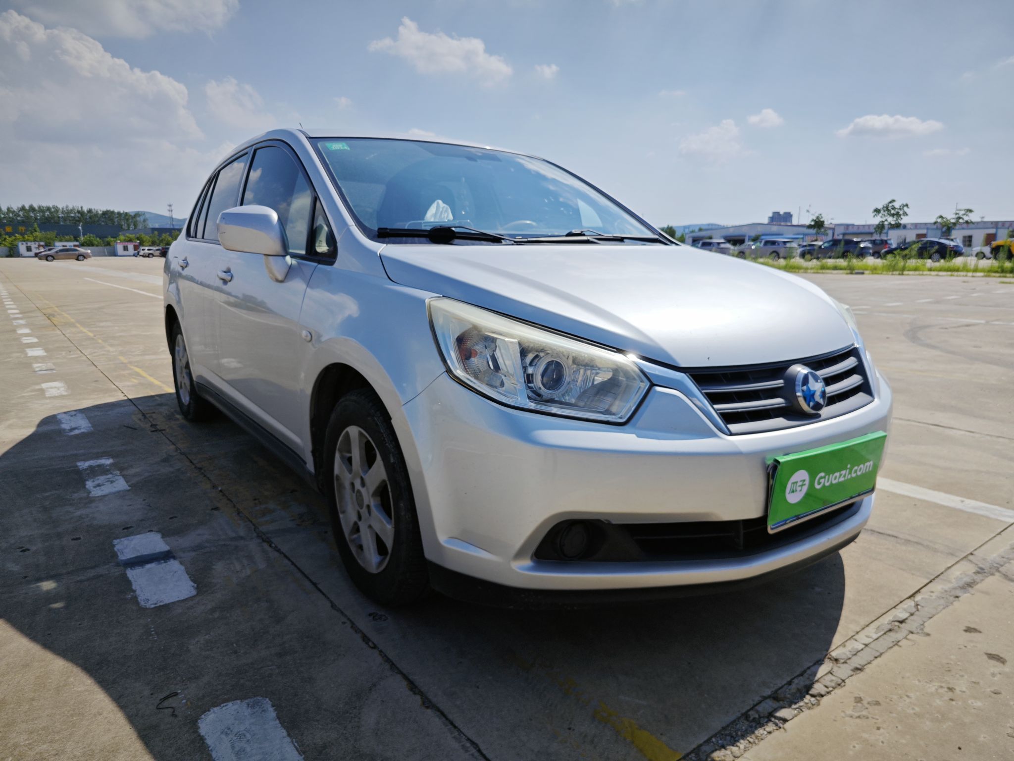 Used Venucia D50 2013 1.6L Manual Fashion Edition
