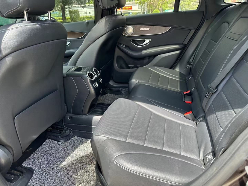 Used Mercedes-Benz GLC 2020 Facelift GLC 300 L 4MATIC Dynamic Edition
