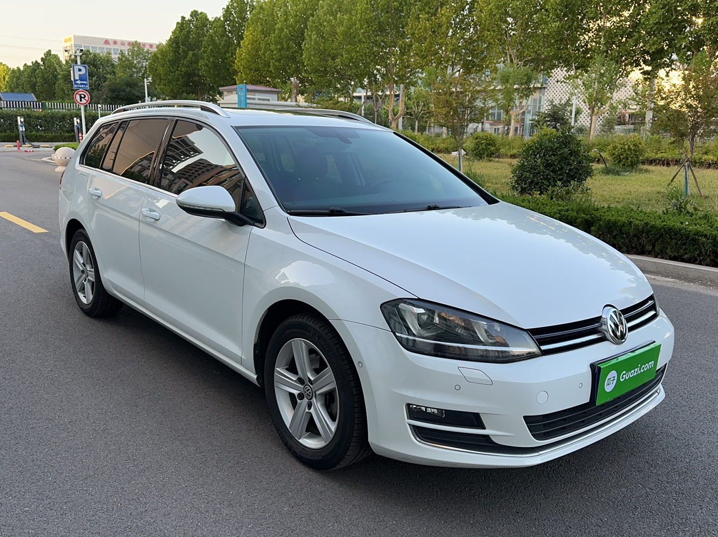 Used Volkswagen Golf 2014 1.4TSI Luxury Travel Edition
