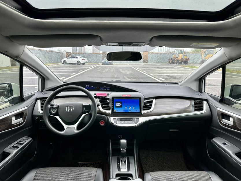 Used Honda Jade 2017 1.8L automatic Comfort version 5 seats
