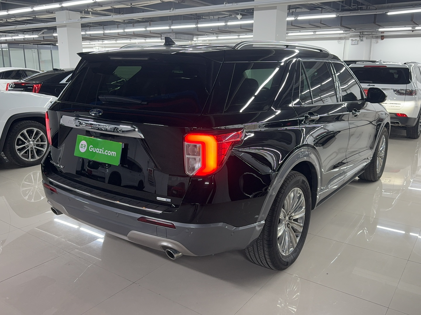 Used Ford Explorer 2020 EcoBoost 285 4x4 Titanium Edition 6 Seats