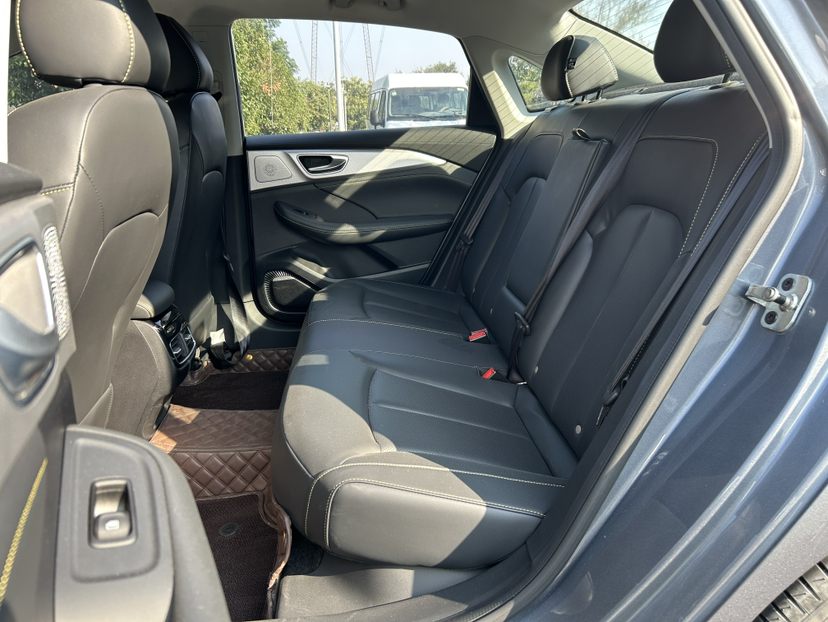 Used Roewe i6 MAX 2020 300TGI Automatic "Swell Cool Smart Drive" Edition
