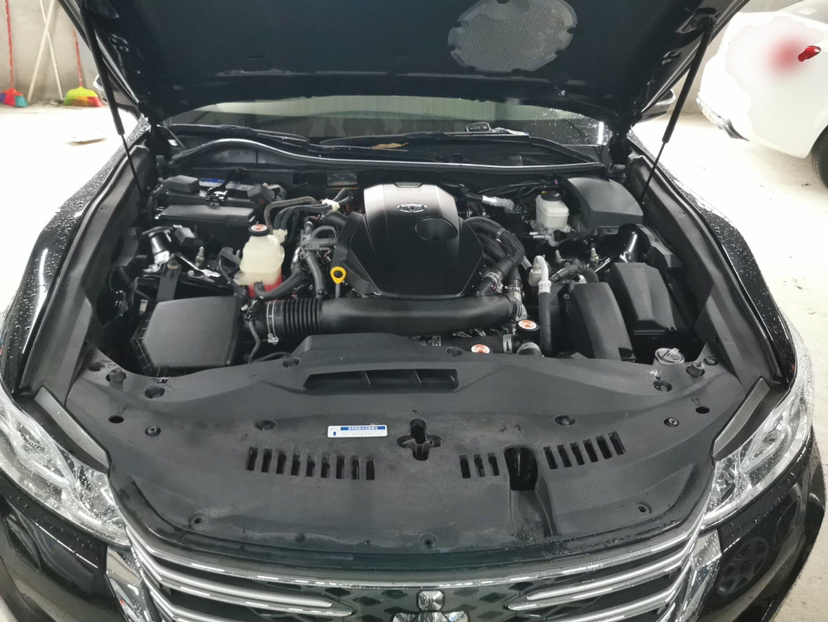 Used Toyota Crown 2015 2.0T Fashion Edition
