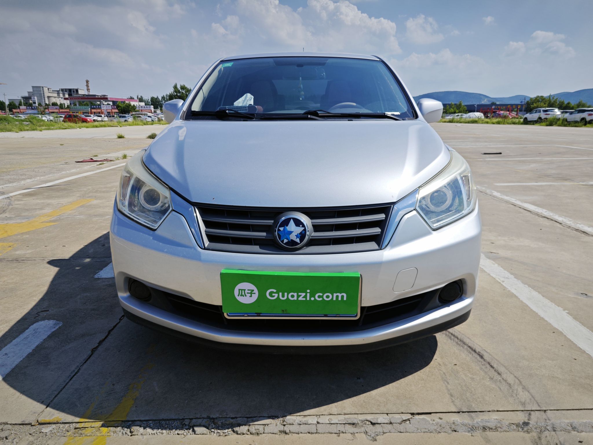 Used Venucia D50 2013 1.6L Manual Fashion Edition
