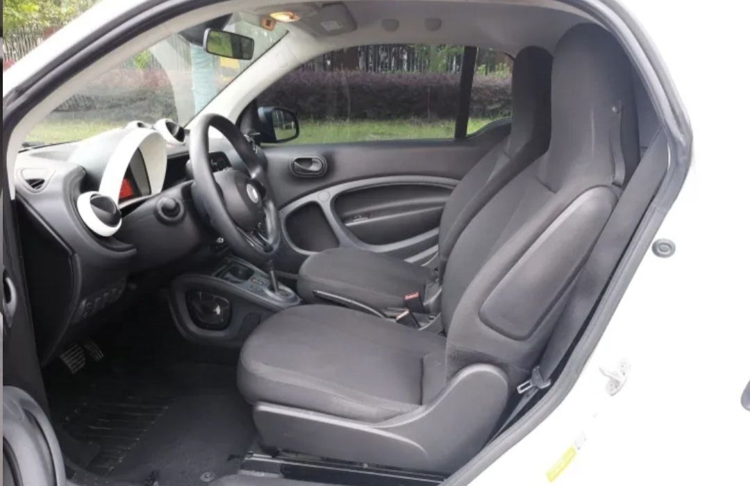 Used  fortwo 2015 1.0L 52 kW hardtop Dynamic version
