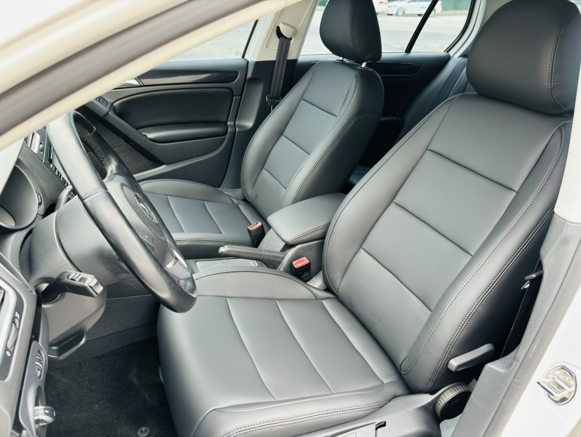 Used Volkswagen Golf 2012 1.6L Automatic Comfort Model
