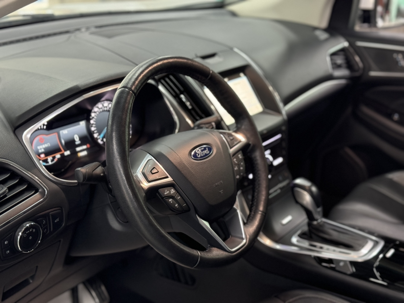 Used Ford Edge 2016 EcoBoost 245 Four-Wheel Drive Titanium 7-Seater
