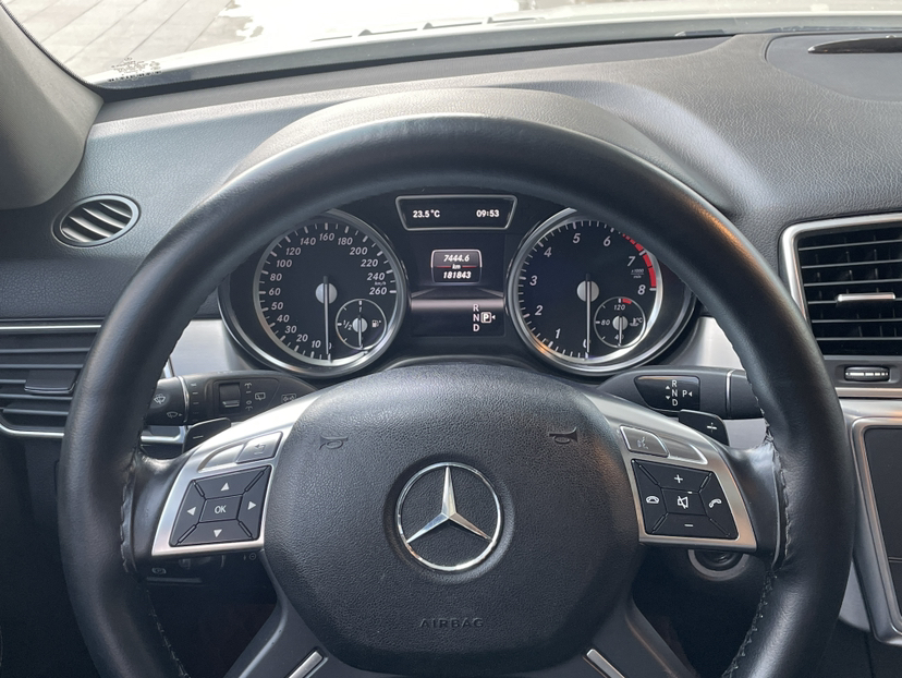 Used Mercedes-Benz M-Class 2012 ML 300
