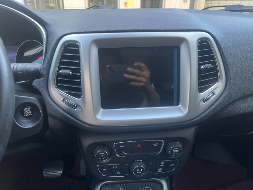 Used  Compass 2017 200T Automatic Family Edition