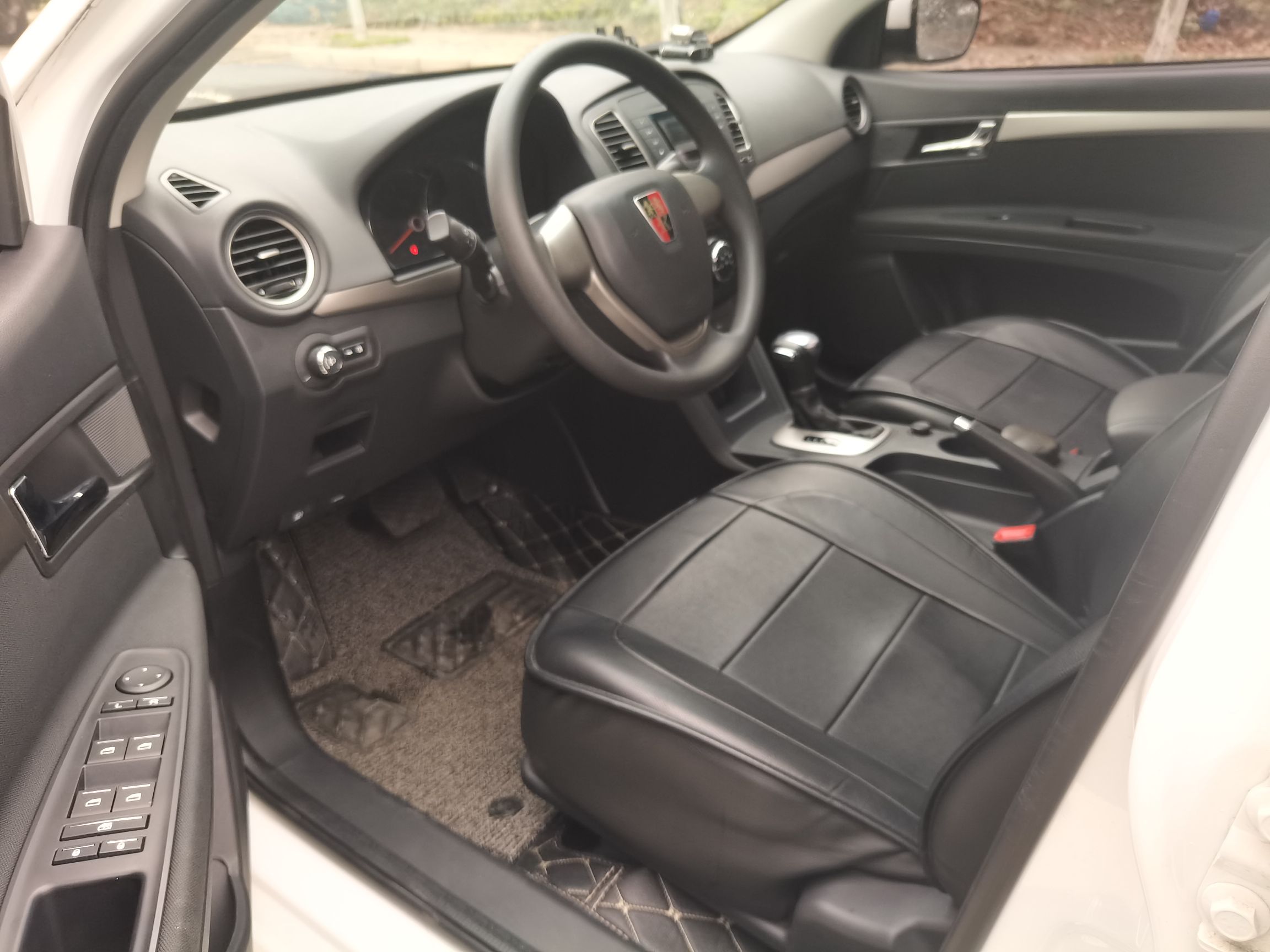 Used Roewe 350 2015 1.5L Automatic Luxury Sunroof Edition