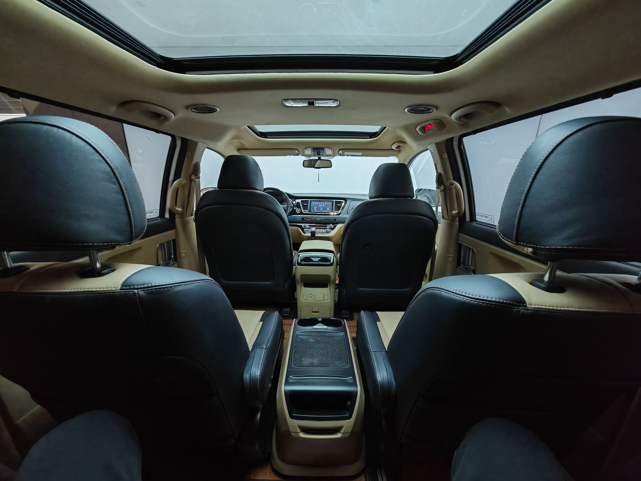 Used Kia Carnival 2015 3.3 GDI Flagship Version China V Standard
