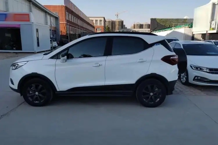 Used BYD Yuan New Energy 2019 EV360 Smart Connect Elite Model
