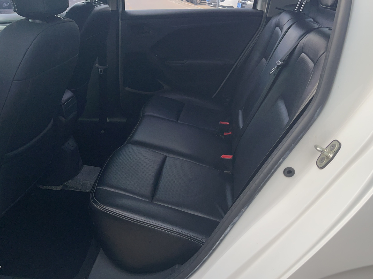 Used Peugeot 301 2017 1.6L Automatic Comfort Edition
