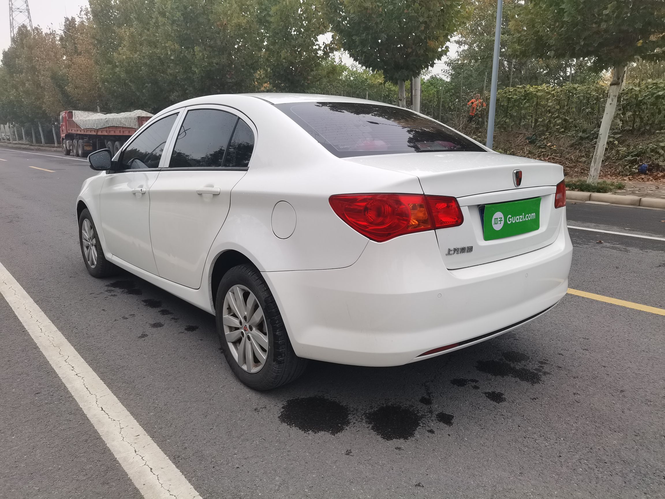 Used Roewe 350 2015 1.5L Automatic Luxury Sunroof Edition