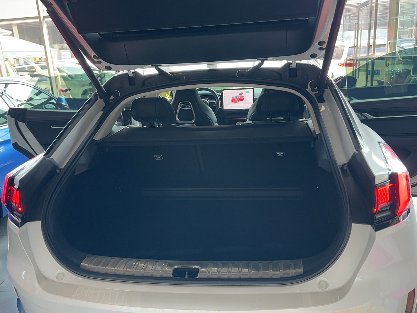 Used Zeekr 001 2022 Ultra-Long Range Single-Motor WE Version
