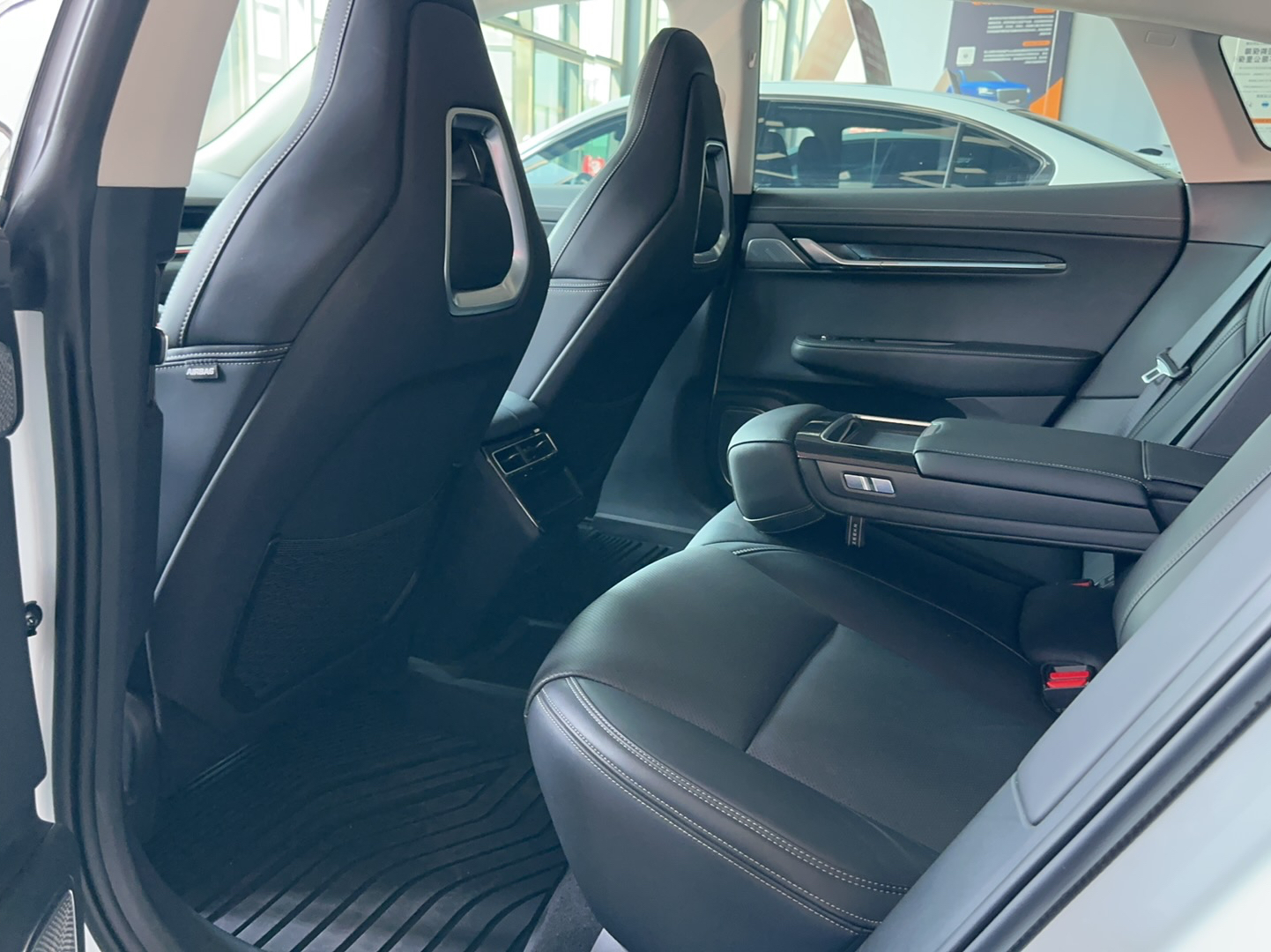 Used Zeekr 001 2022 Ultra-Long Range Single-Motor WE Version
