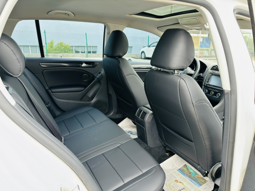 Used Volkswagen Golf 2012 1.6L Automatic Comfort Model
