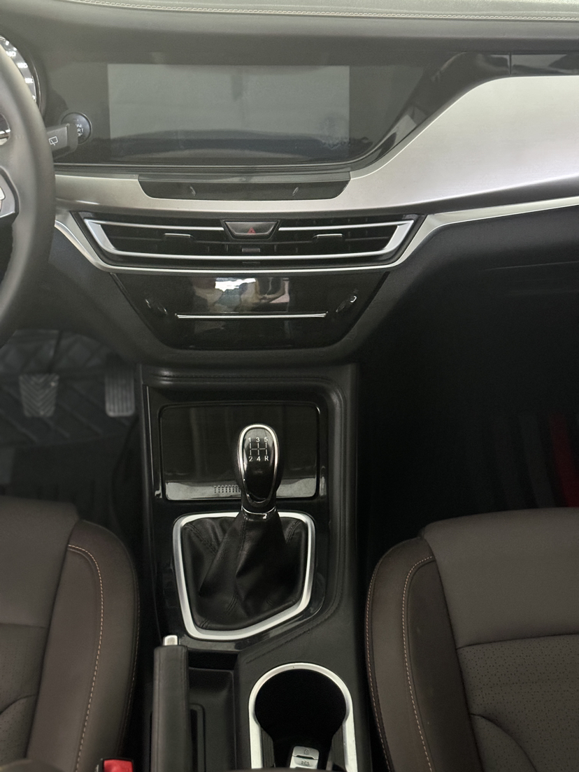 Used Changan CS35PLUS 2018 1.6L Manual Changlian Edition China V Standard
