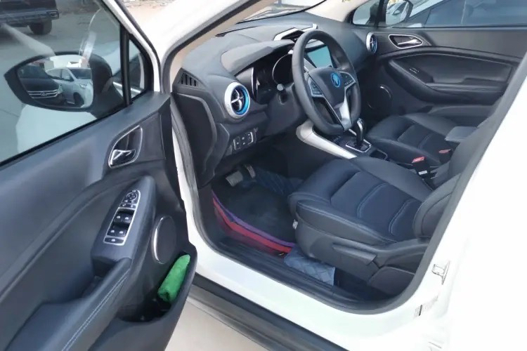 Used BYD Yuan New Energy 2019 EV360 Smart Connect Elite Model
