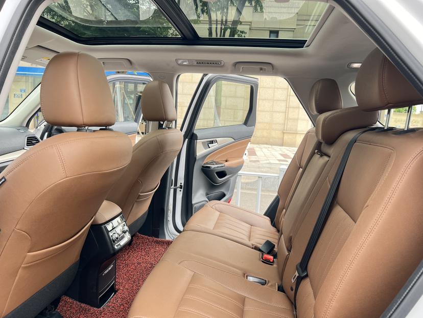 Used Changan CS95 2017 2.0T Two-Wheel Drive Zhitu Edition
