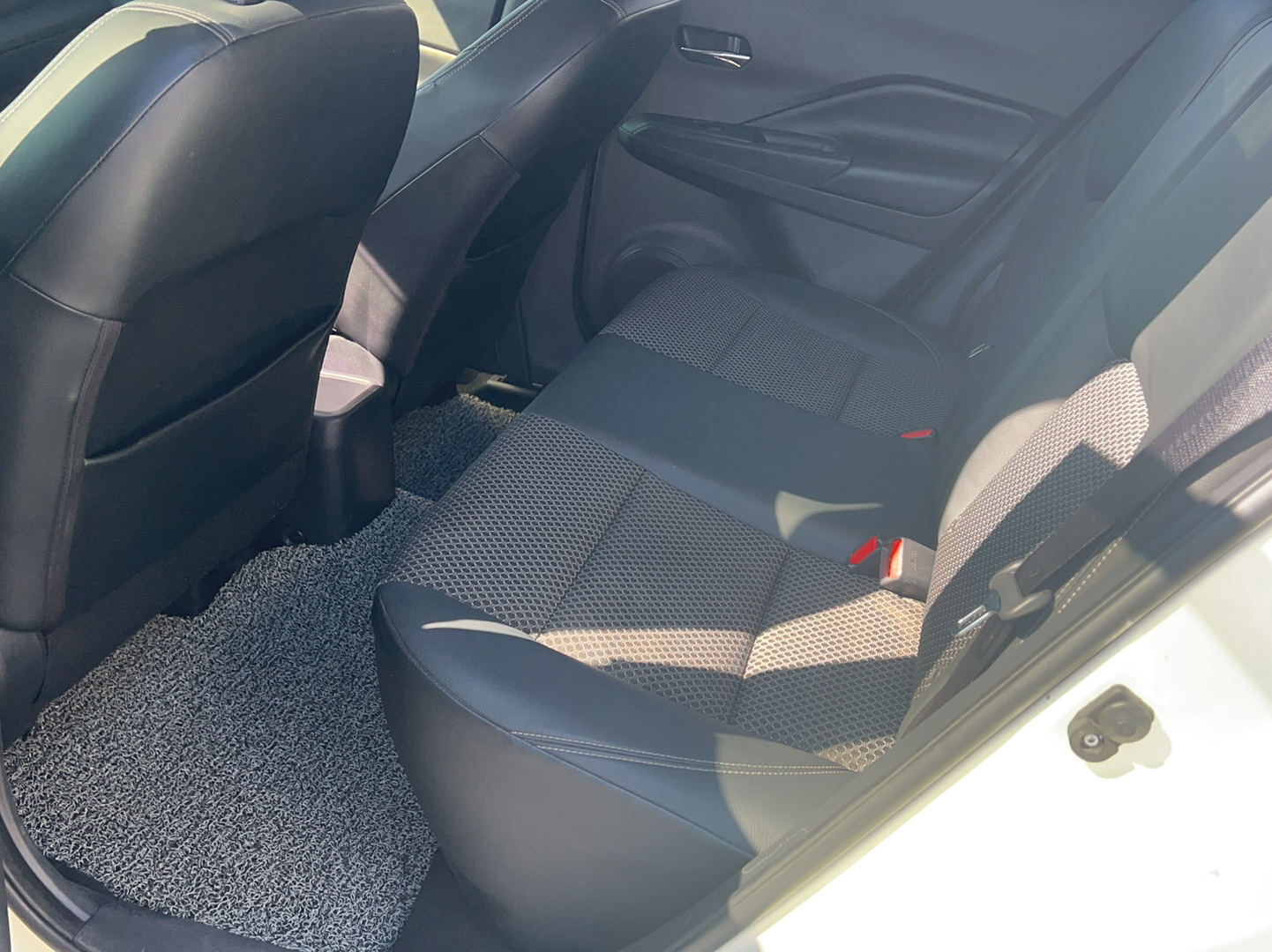 Used Nissan Kicks 2019 1.5L CVT Smart Connect Luxury Edition
