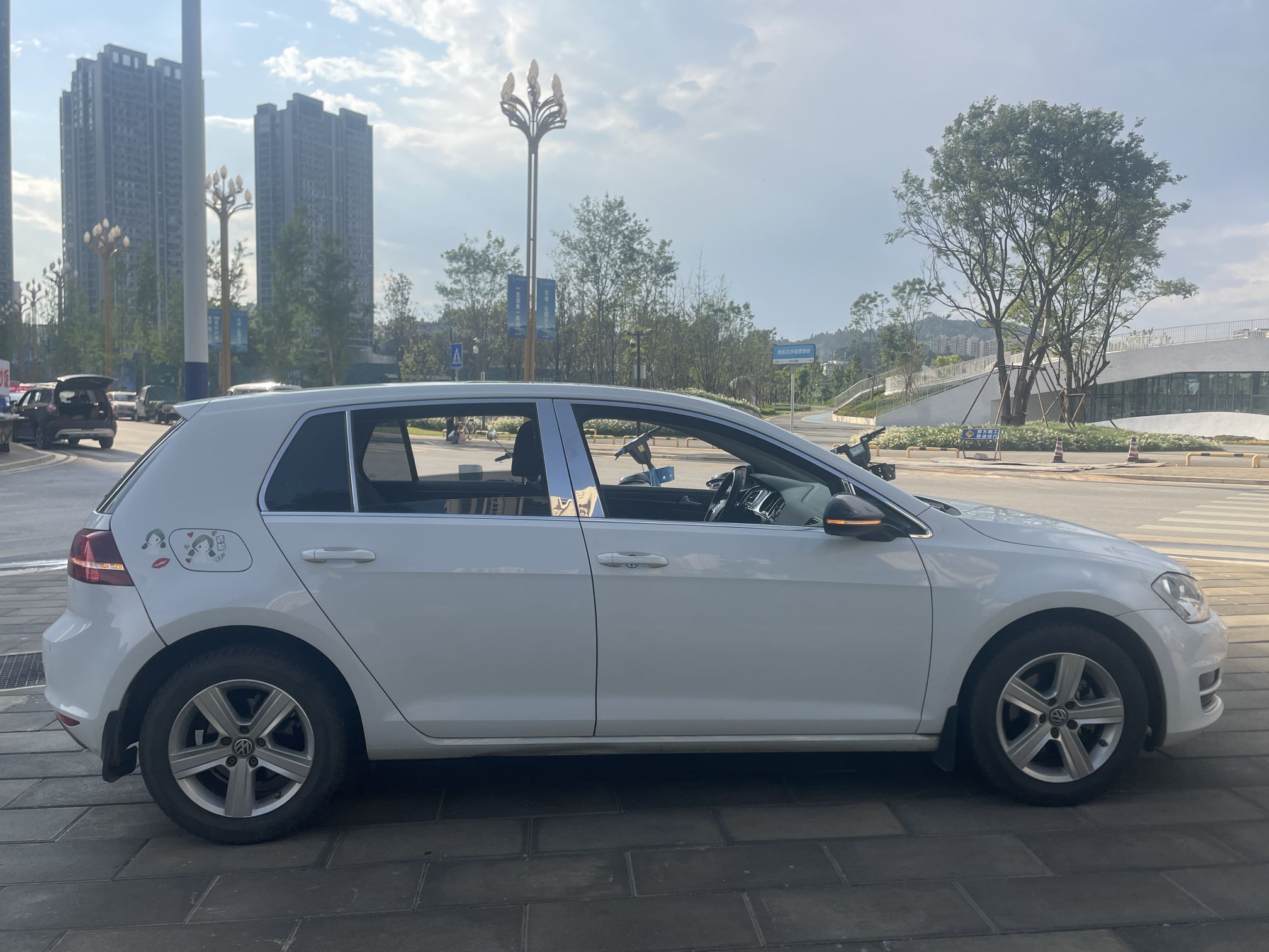 Used Volkswagen Golf 2017 230TSI Automatic Comfort Edition – Celebrating Milestone of One Million Units
