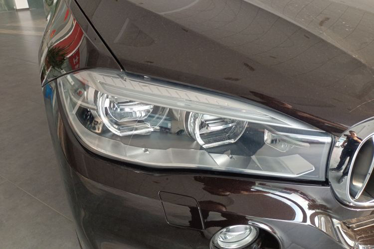 Used BMW X5 2017 xDrive28i
