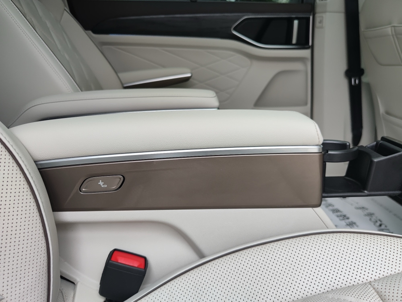 Used Volkswagen Viloran 2022 380TSI Prestige Edition
