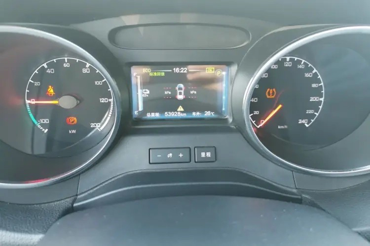 Used BYD Yuan New Energy 2019 EV360 Smart Connect Elite Model
