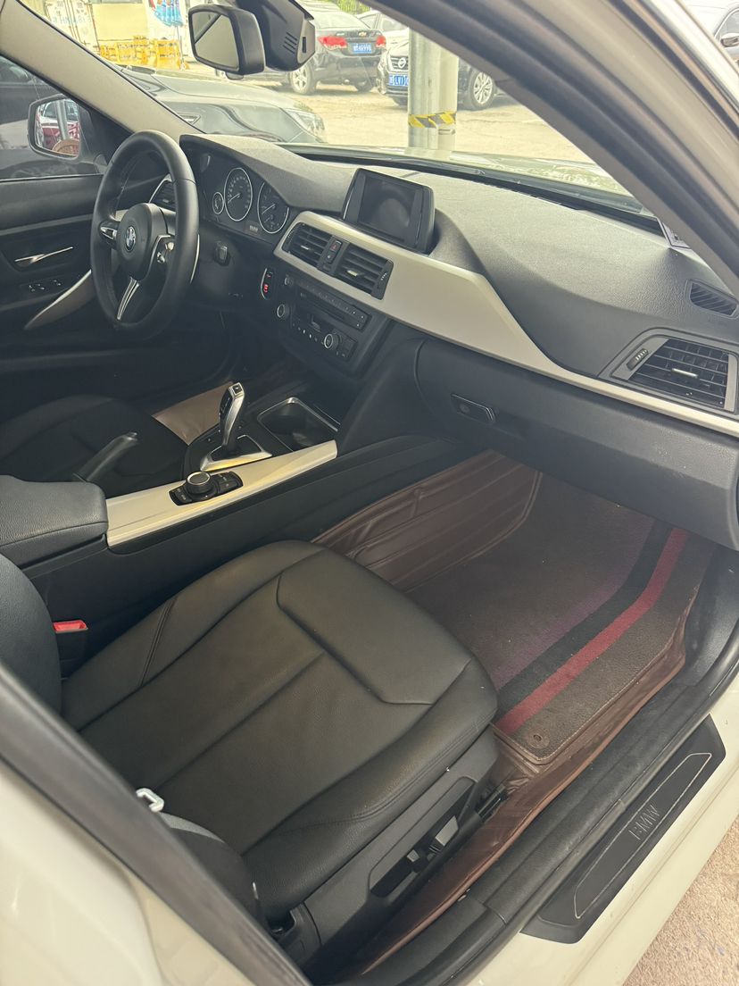 Used BMW 3 Series 2014 320Li Fashion Model
