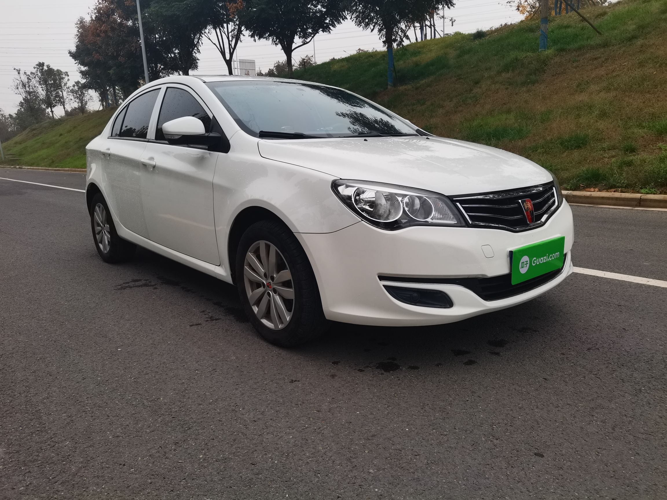 Used Roewe 350 2015 1.5L Automatic Luxury Sunroof Edition