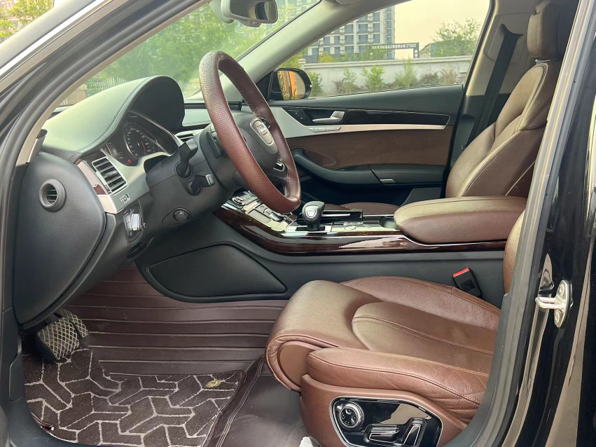 Used Audi A8 2014 A8L 45 TFSI quattro Comfort model
