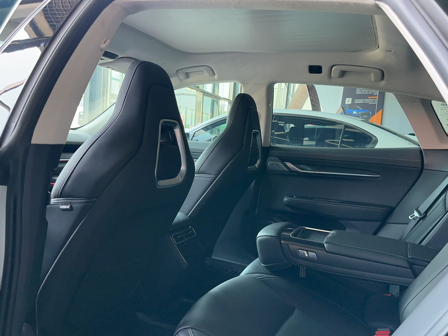 Used Zeekr 001 2022 Ultra-Long Range Single-Motor WE Version
