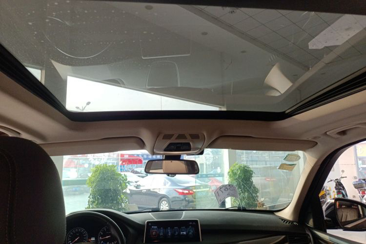 Used BMW X5 2017 xDrive28i
