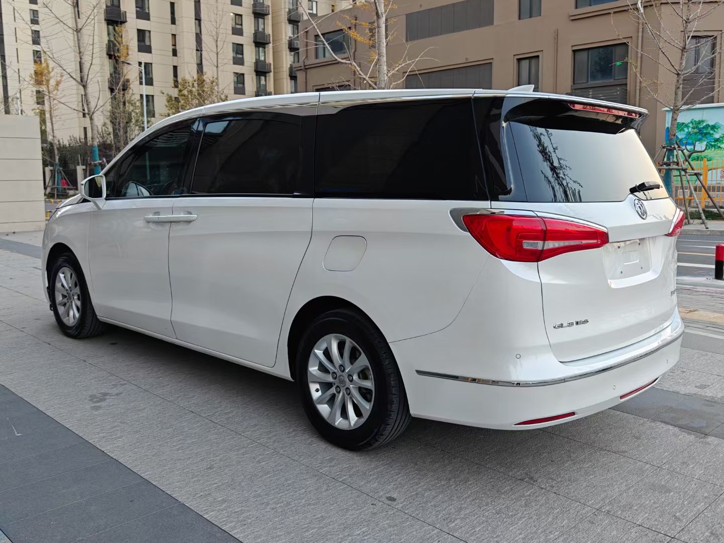 Used Buick GL8 2017 ES 28T Premium Version China V Standard
