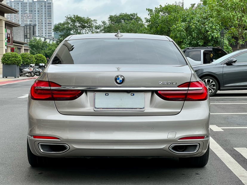 Used BMW 7 Series 2016 730Li Luxury Model

