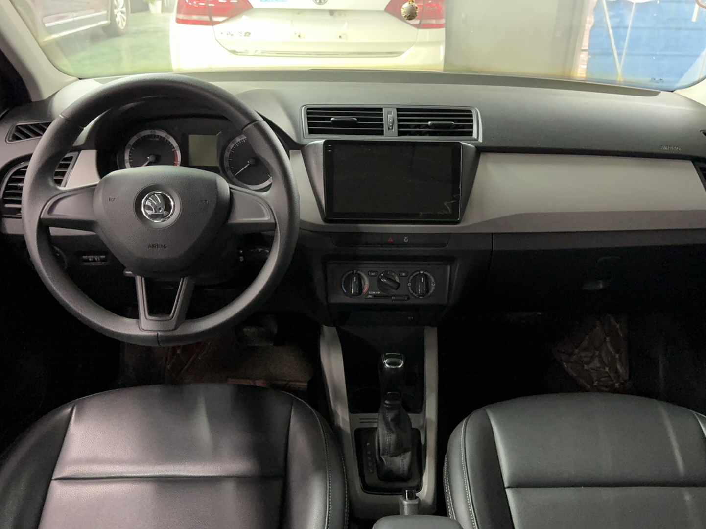 Used Skoda Fabia 2017 1.4L Automatic Car Enjoy Edition
