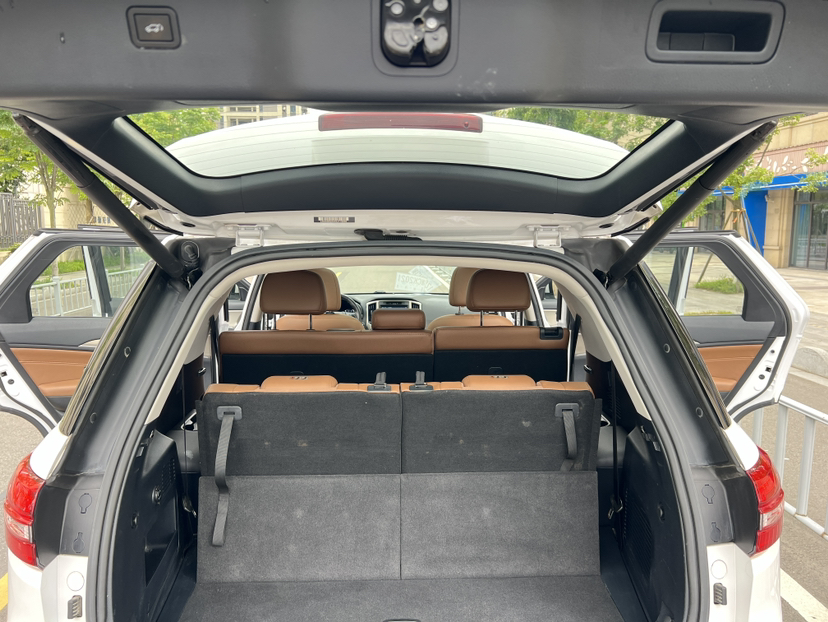 Used Changan CS95 2017 2.0T Two-Wheel Drive Zhitu Edition
