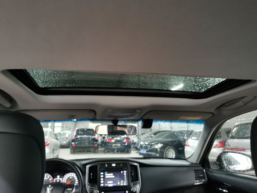 Used Toyota Crown 2015 2.0T Fashion Edition
