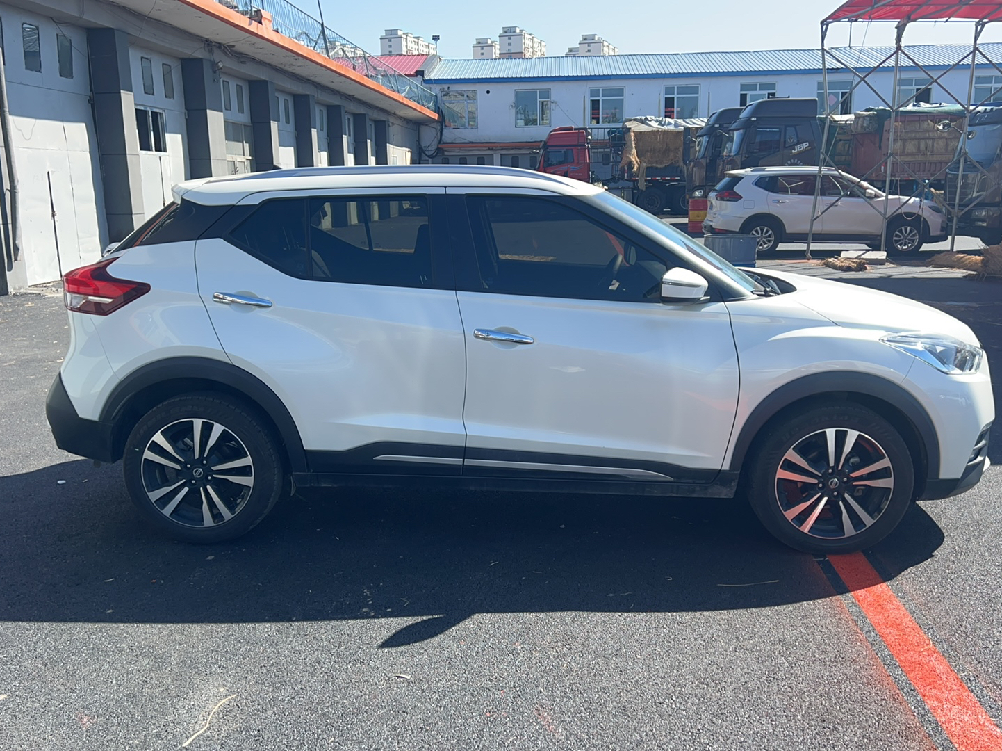 Used Nissan Kicks 2019 1.5L CVT Smart Connect Luxury Edition
